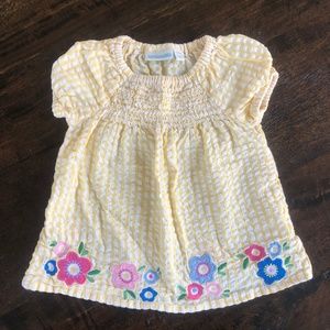 Yellow Gingham Flower Appliqué Top Size 6-12 Months